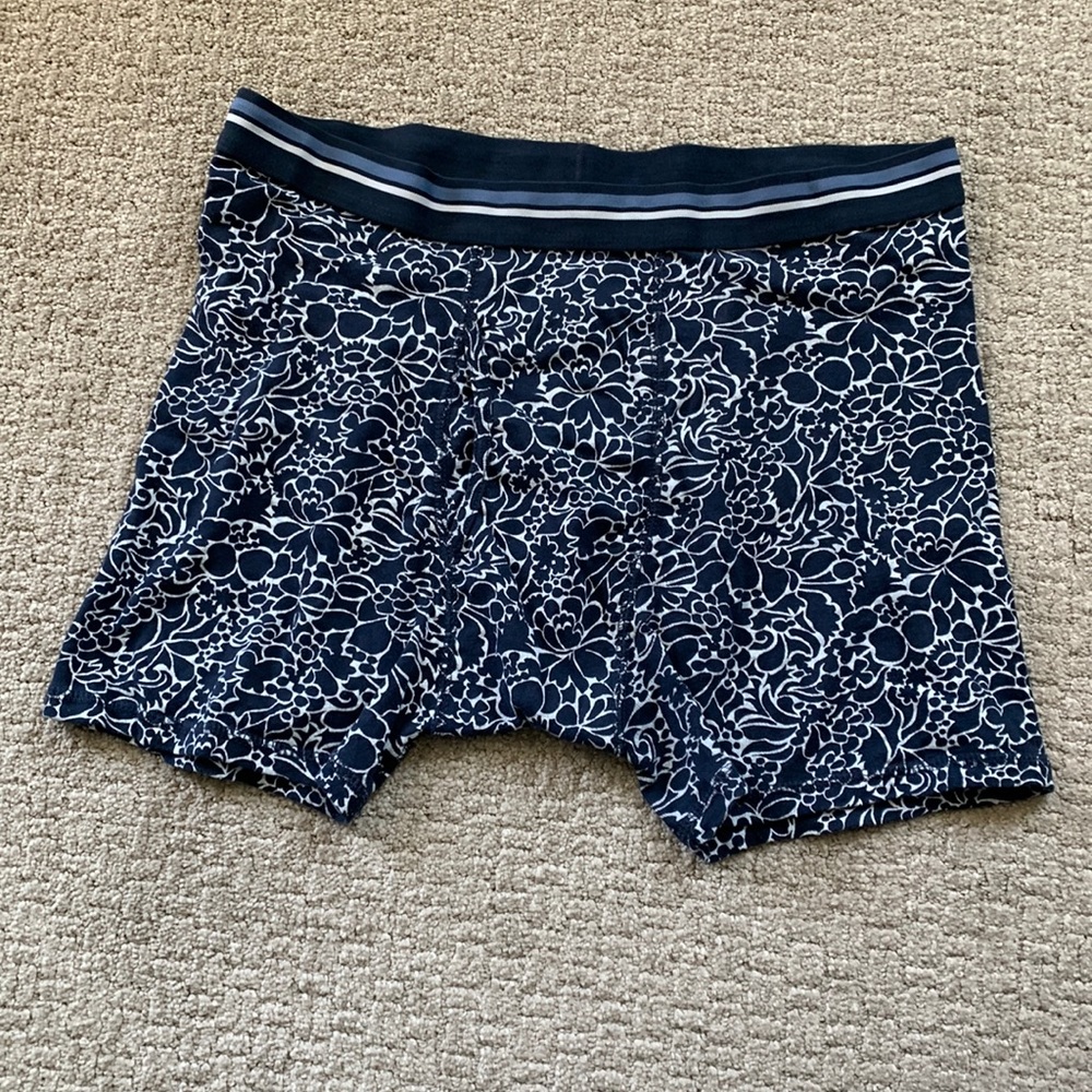 Amazon essentials boxers